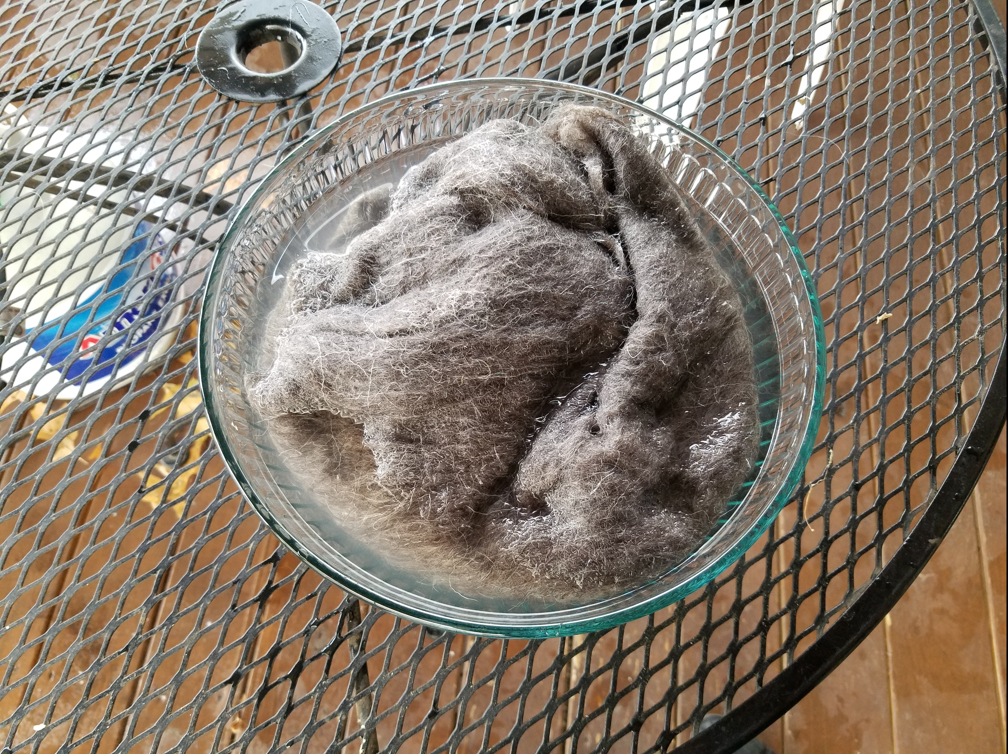 Washing the base in a vinegar bath
