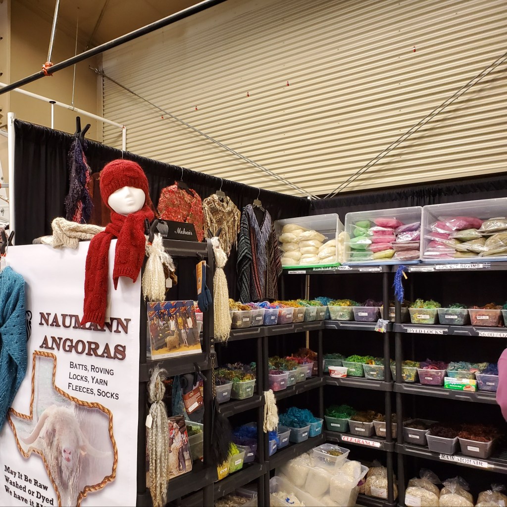 Naumann Angoras locks