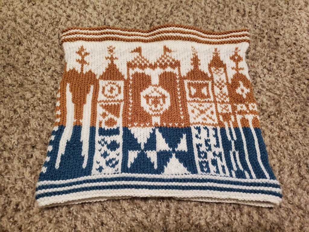 It's a Small World Cowl