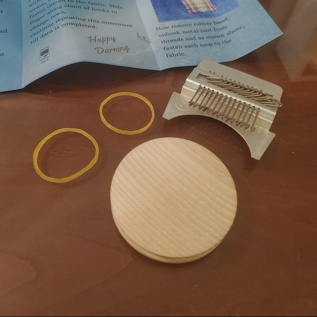 pieces of a speedweve replica loom