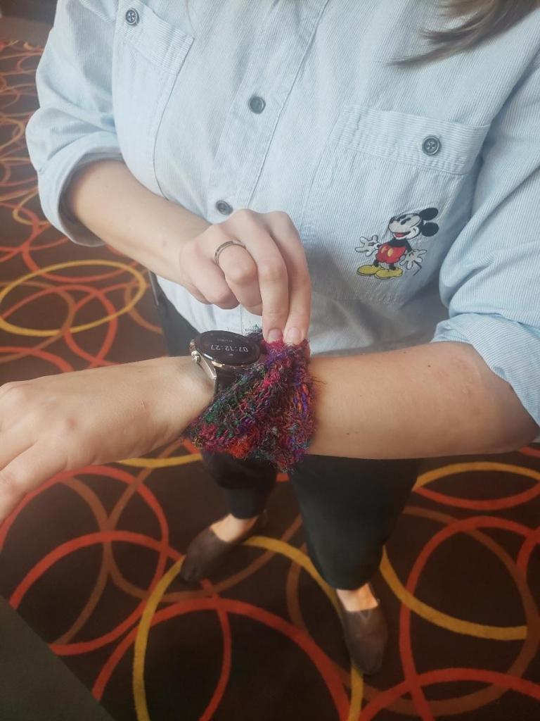 A close up of the wrist cuff